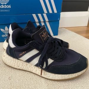 7.5W Adidas Iniki Runners (Blue)